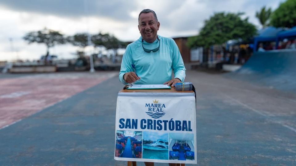 Puesto de check-in de la Marea Real en San Cristóbal